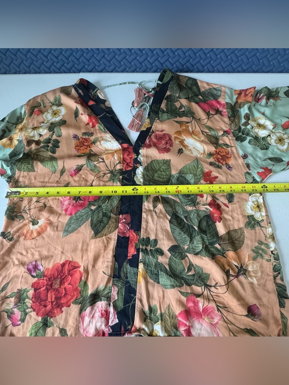 Farm Rio Floral Kimono Top Size XL Tie-back Kimono Sleeves - Picture 11 of 16